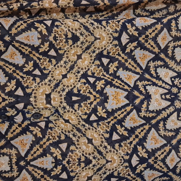 A New Approach Sheer Tank. Size S. - Picture 2 of 10